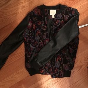 Forever21 bomber